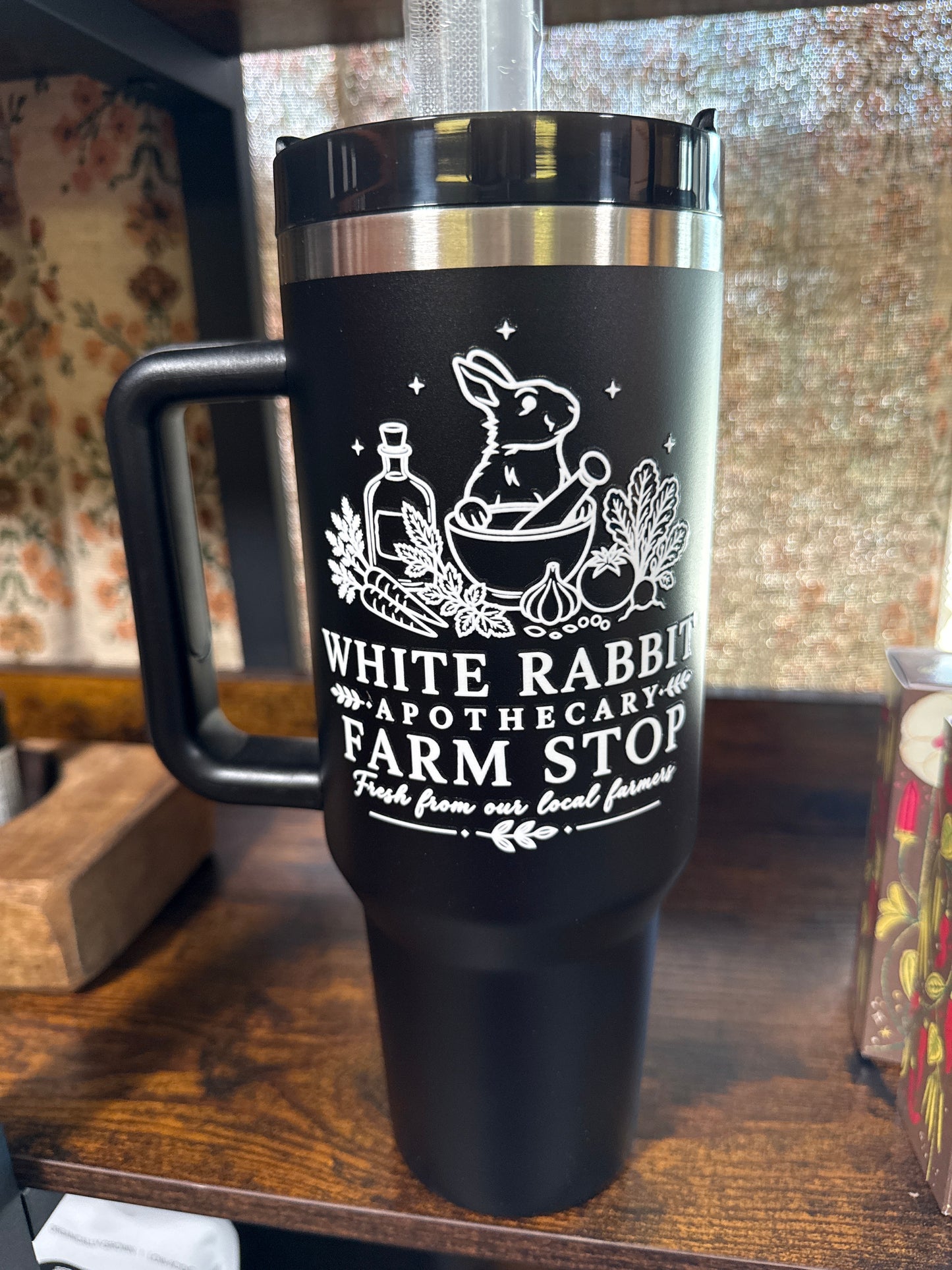 40oz tumbler with 2 straws